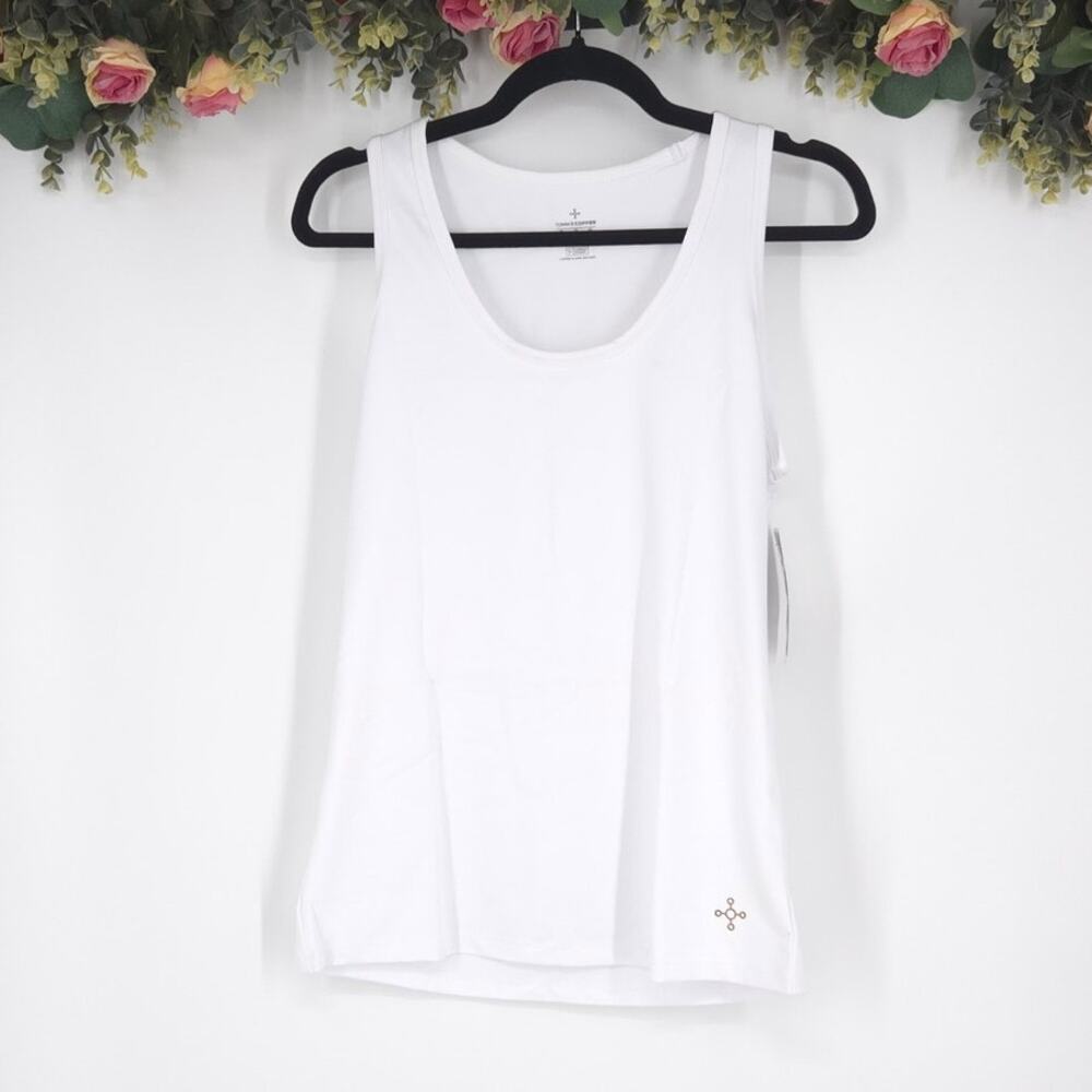 Tommie Copper Core Tank White Size XL NWT